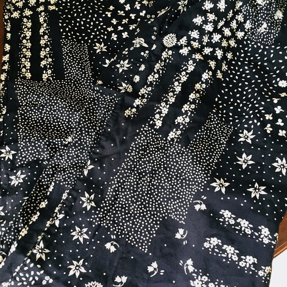 Patterned Palazzo Pants - Picture 3 of 3